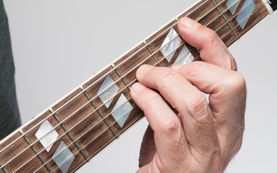 7 Tips for Playing Guitar Barre Chords