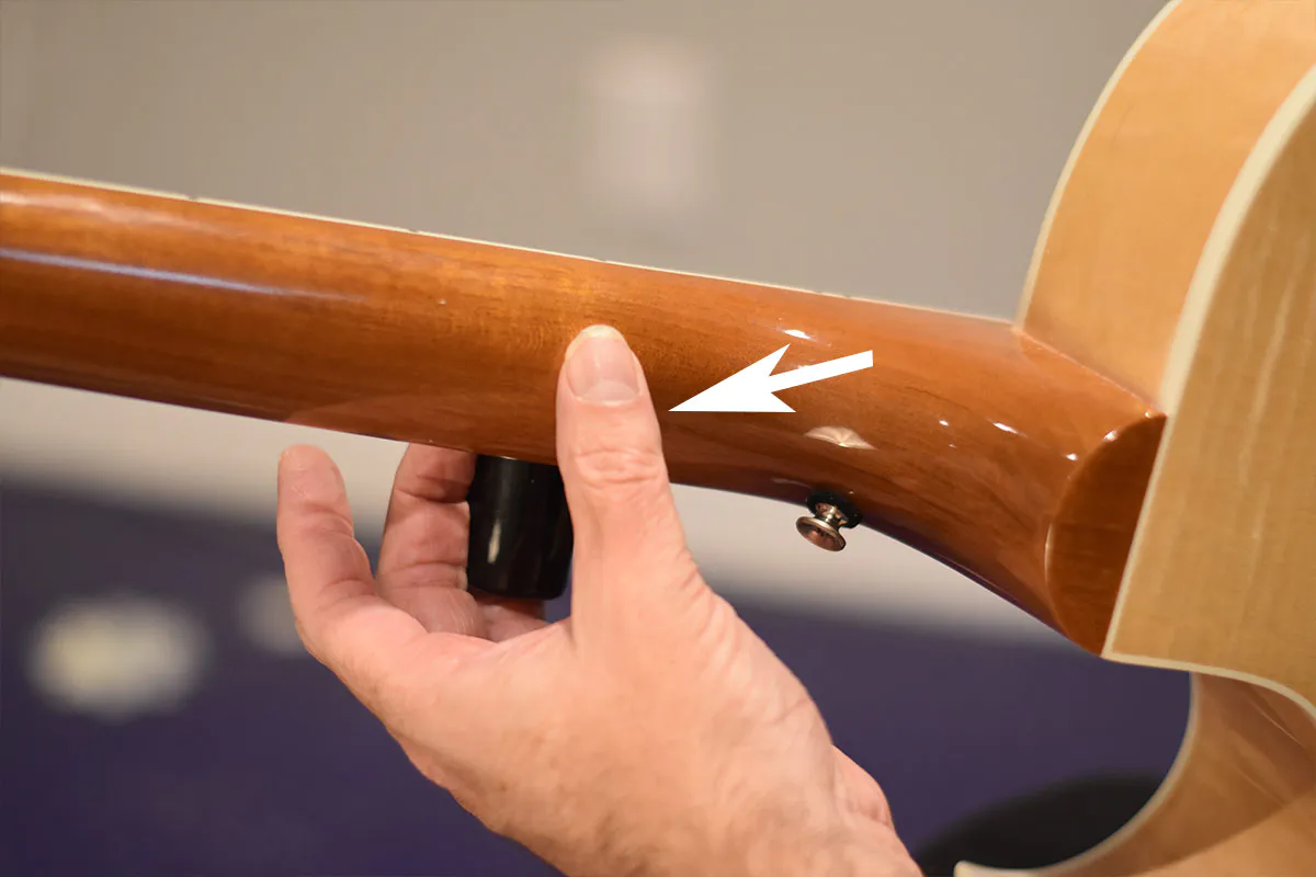 how-to-play-slide-guitar-vibrato-thumb-7 how-to-play-slide-guitar-vibrato-thumb-7