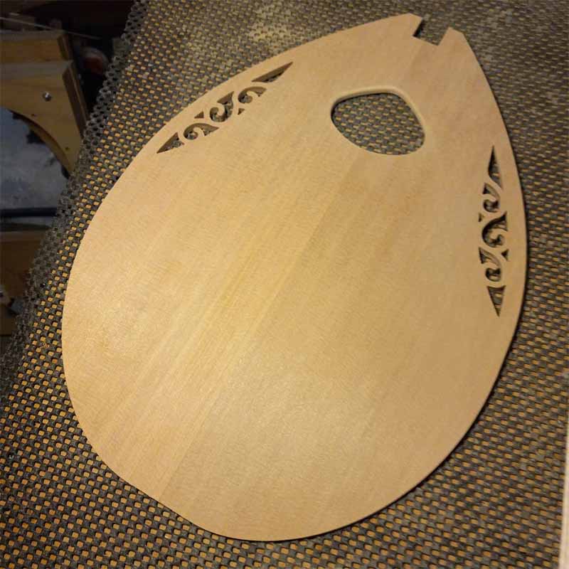 Cutting holes-mandola-8